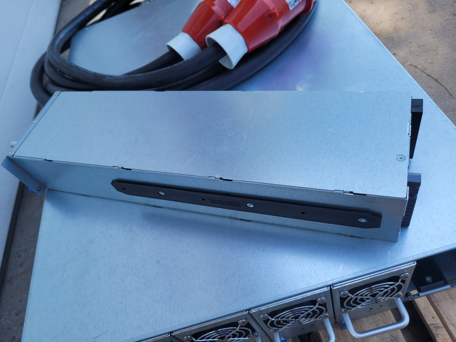 SG-11C A Delta Electronics Power Shelf 12VDC 1000A MAX Output 200-240V 3W+PE IN