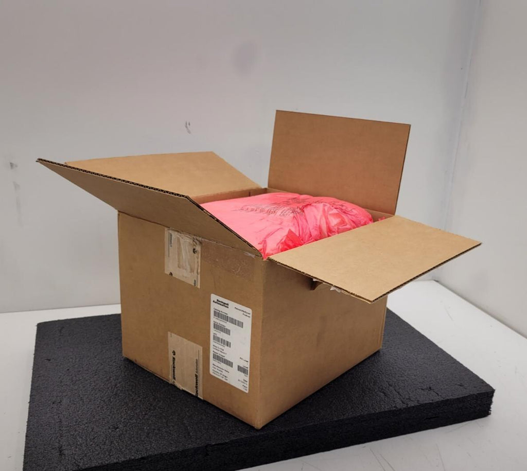 ALLEN BRADLEY ULTRA SERIES 1398-DDM-005X SER A SERVO DRIVE