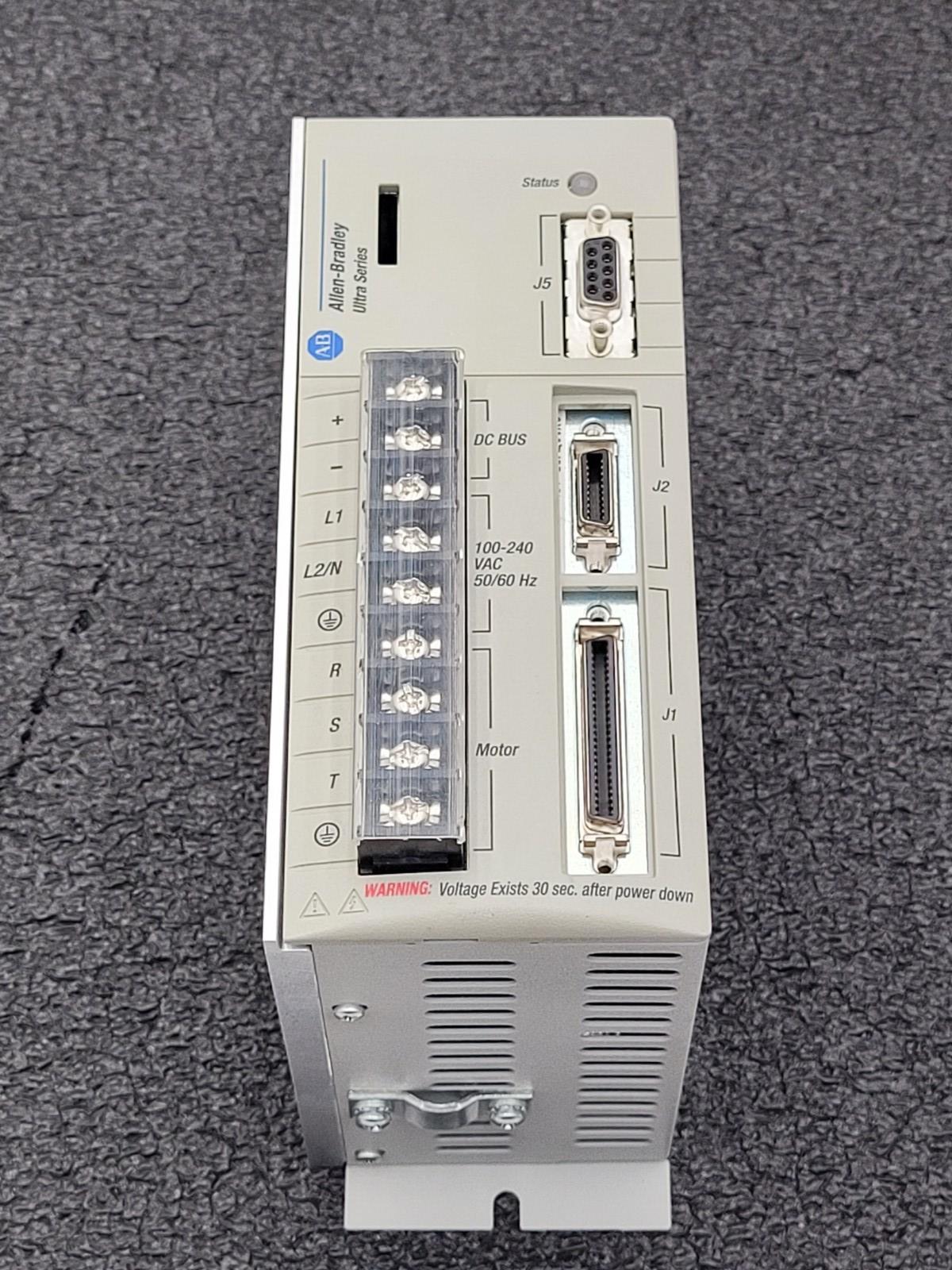 ALLEN BRADLEY ULTRA SERIES 1398-DDM-005X SER A SERVO DRIVE