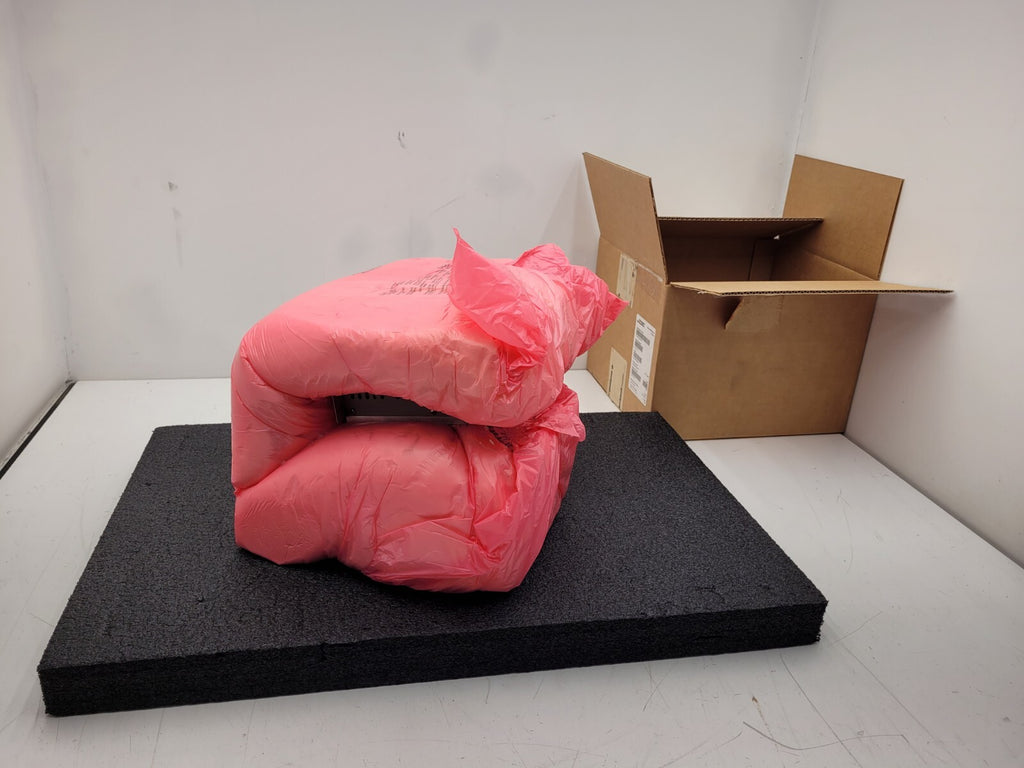 ALLEN BRADLEY ULTRA SERIES 1398-DDM-005X SER A SERVO DRIVE