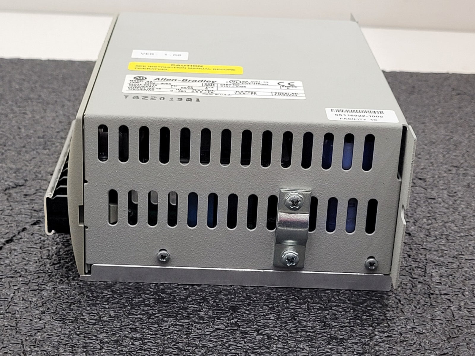 ALLEN BRADLEY ULTRA SERIES 1398-DDM-005X SER A SERVO DRIVE