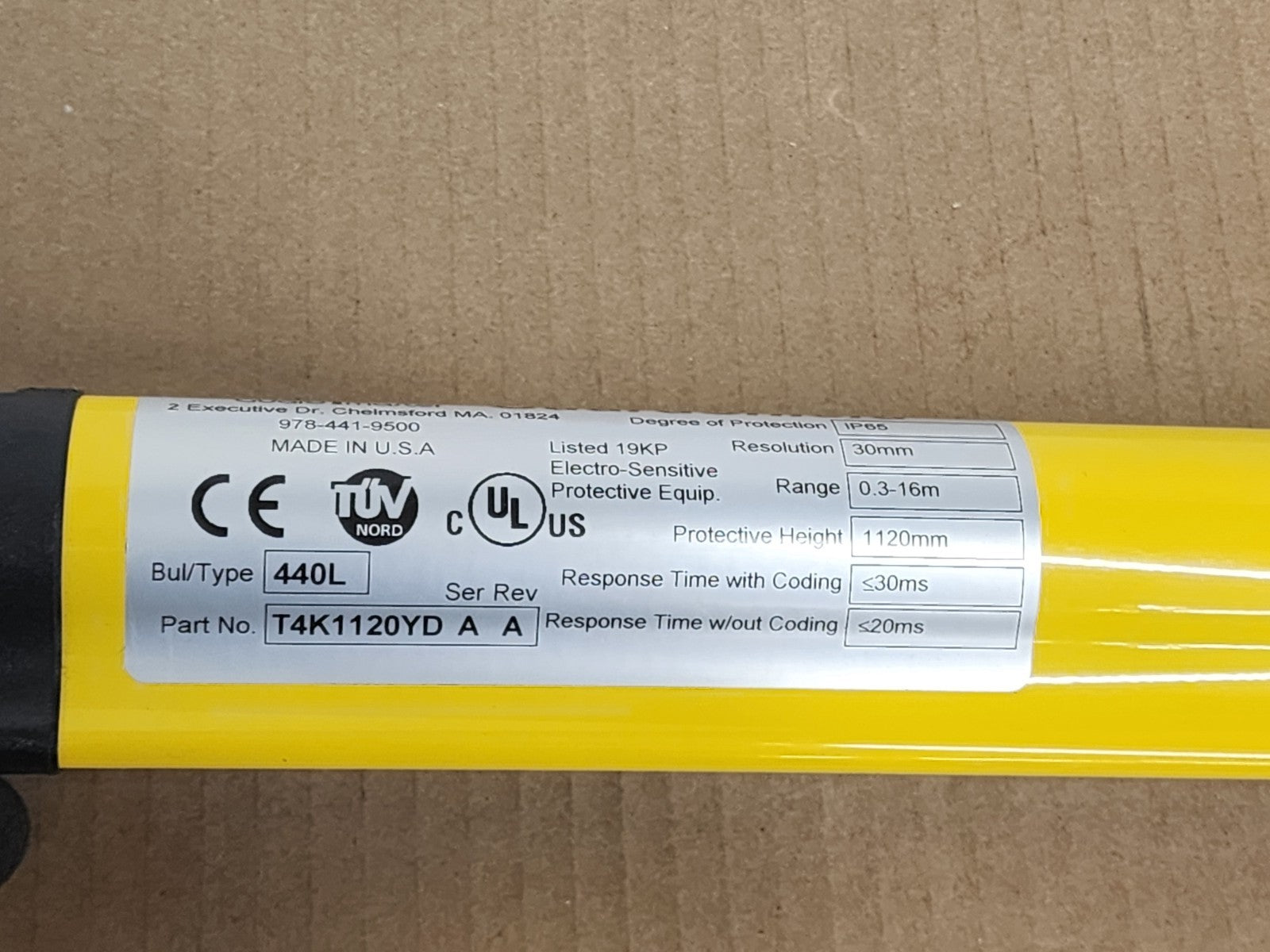 Allen Bradley GuardShield Light Curtain Pair R4K1120YD AB T4K1120YD AA 1120mm