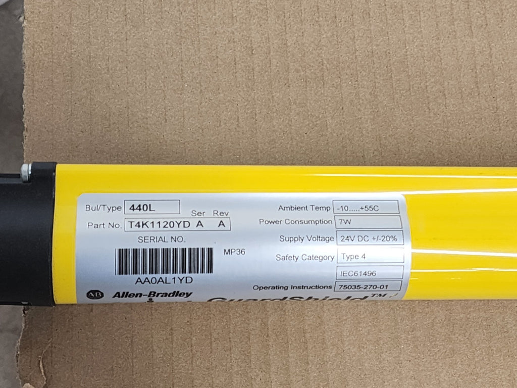 Allen Bradley GuardShield Light Curtain Pair R4K1120YD AB T4K1120YD AA 1120mm