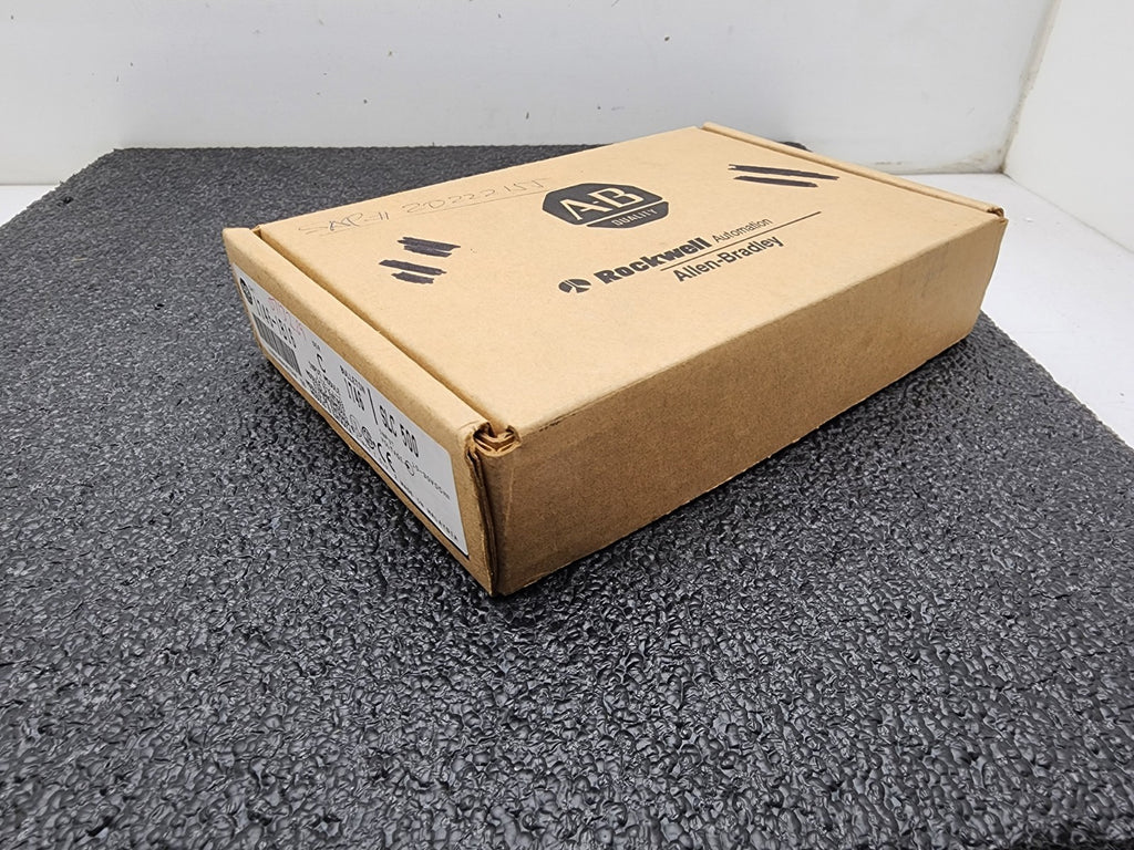 New Open Box 1746-IB16 Input Module Ser C PLC Module SLC500 Allen-Bradley