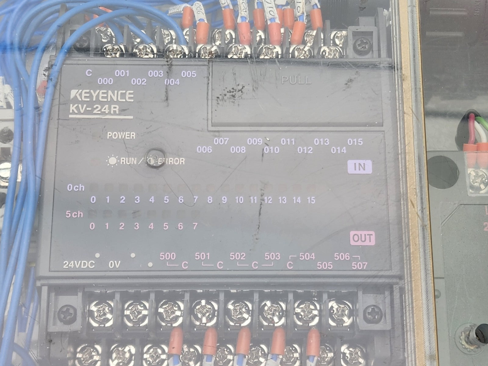 Keyence KV-24R PLC + KV-U2 24VDC 0.8A In Enclosure With Breakouts