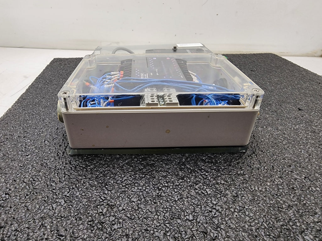 Keyence KV-24R PLC + KV-U2 24VDC 0.8A In Enclosure With Breakouts