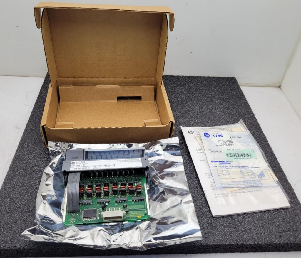 1746-OB16 SER D CAT /D SLC 500 PLC Output Module Allen-Bradley New Open Box