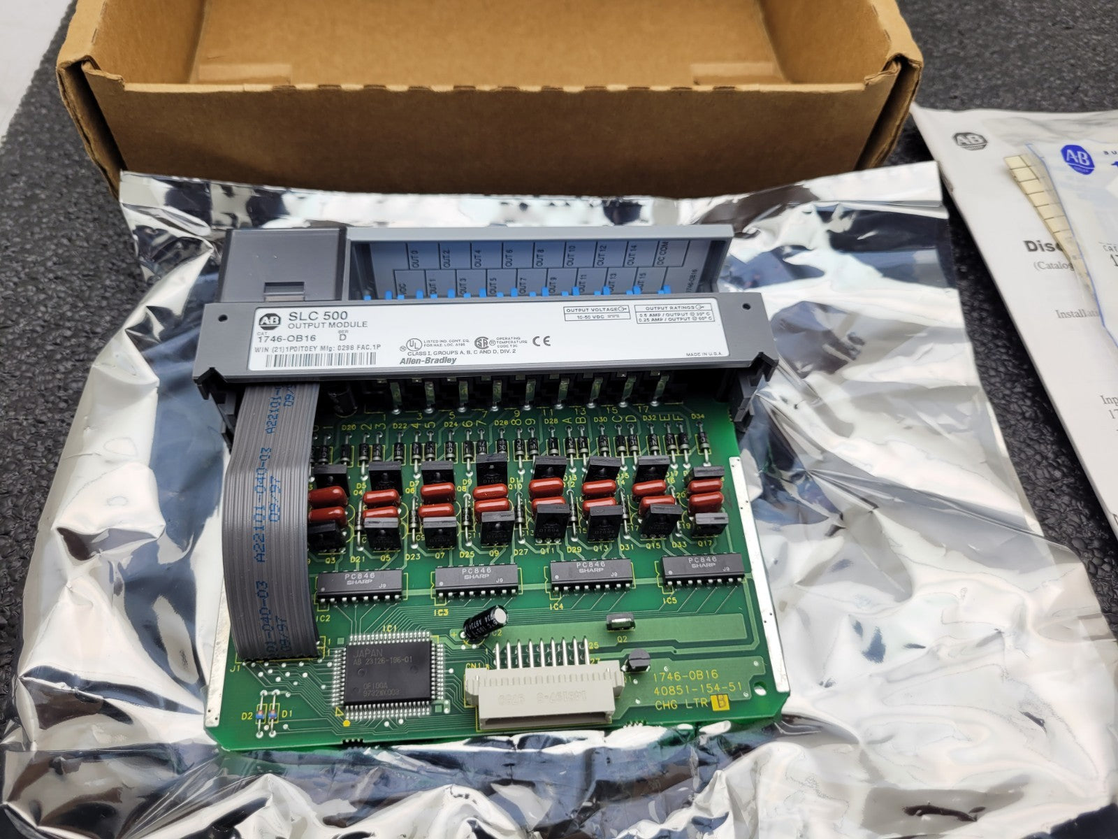 1746-OB16 SER D CAT /D SLC 500 PLC Output Module Allen-Bradley New Open Box