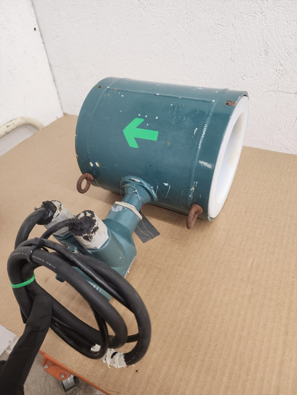Yokogawa  Magnetic Flow Meter ADMAG AXF150C-NNAH1L-AA12-2NB/FF1 150mm 2019