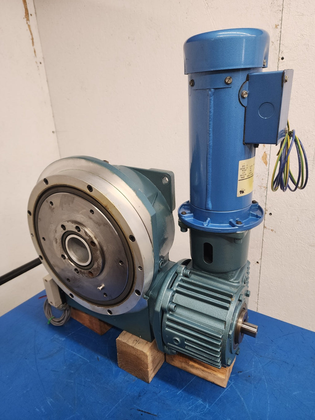 Camco Rotary Indexer 902RDM12H32-270 12 Stop 30° Rotation Per Station 90VDC
