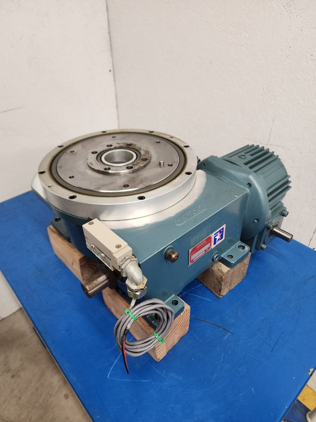 Camco Rotary Indexer 902RDM12H32-270 12 Stop 30° Rotation Per Station 90VDC