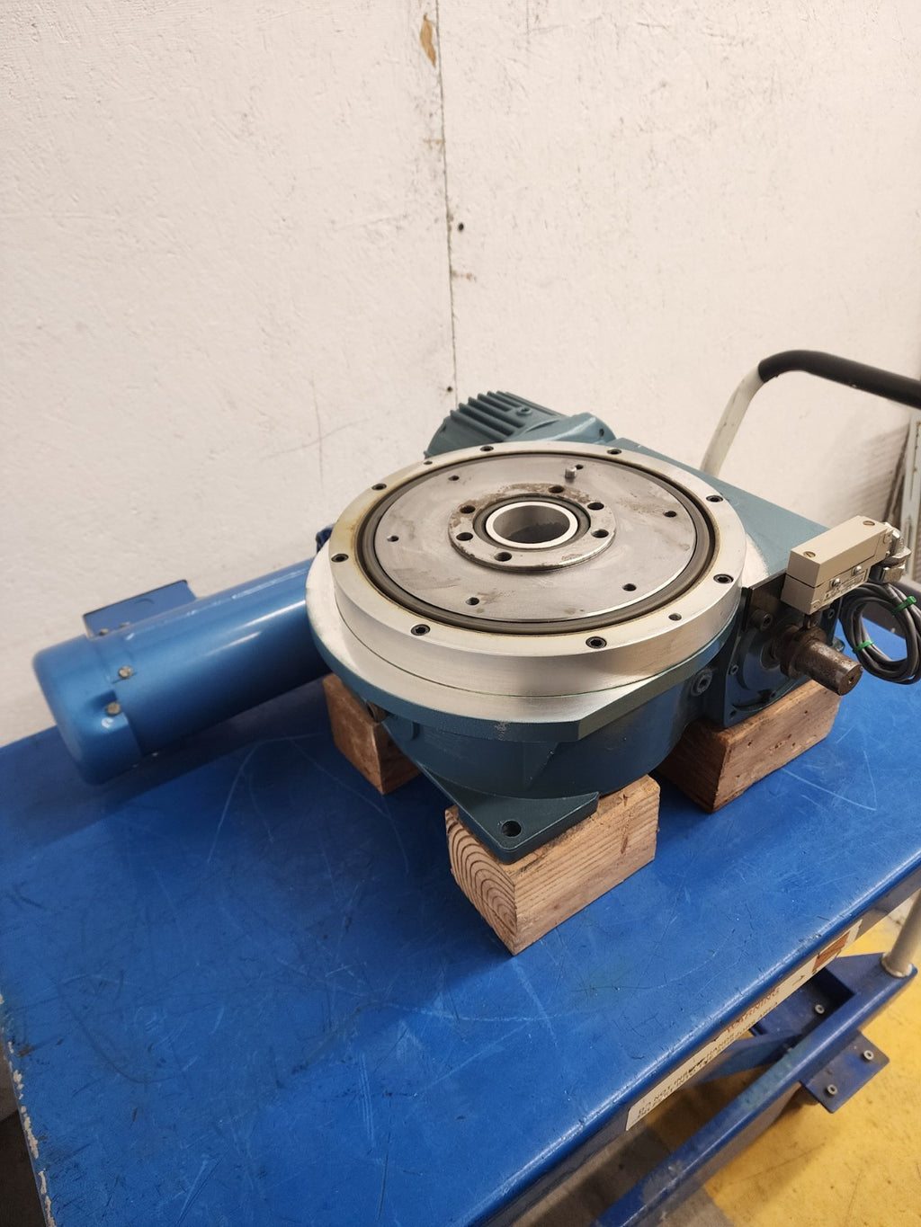 Camco Rotary Indexer 902RDM12H32-270 12 Stop 30° Rotation Per Station 90VDC