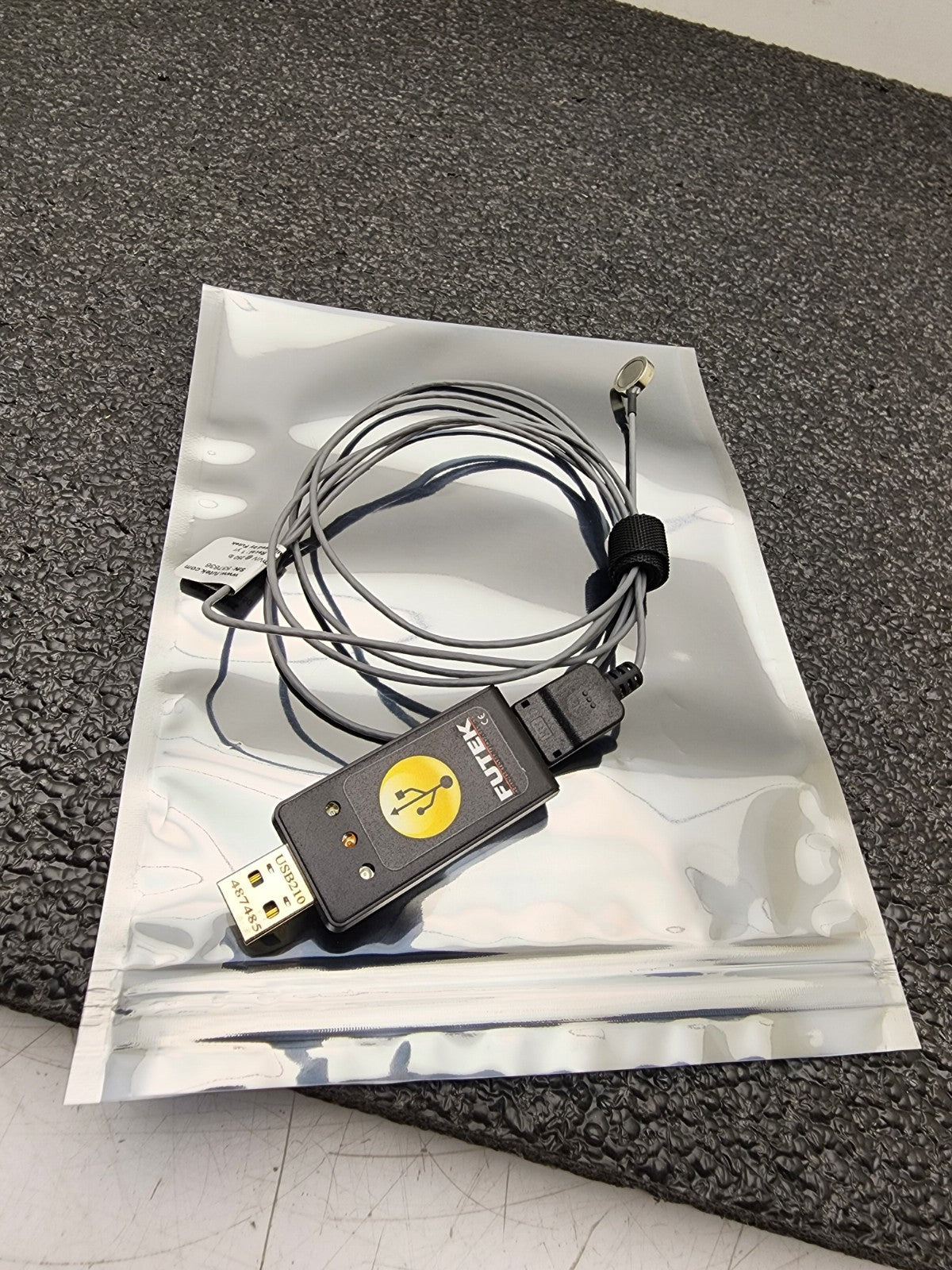 FUTEK SLLB250 Subminiature Load Button FSH01068 w/ FSH03221 USB210 A-to-D