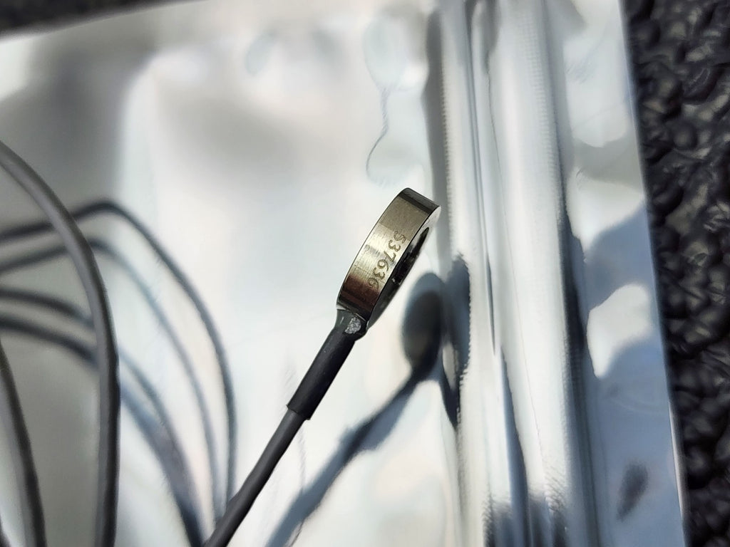 FUTEK SLLB250 Subminiature Load Button FSH01068 w/ FSH03221 USB210 A-to-D