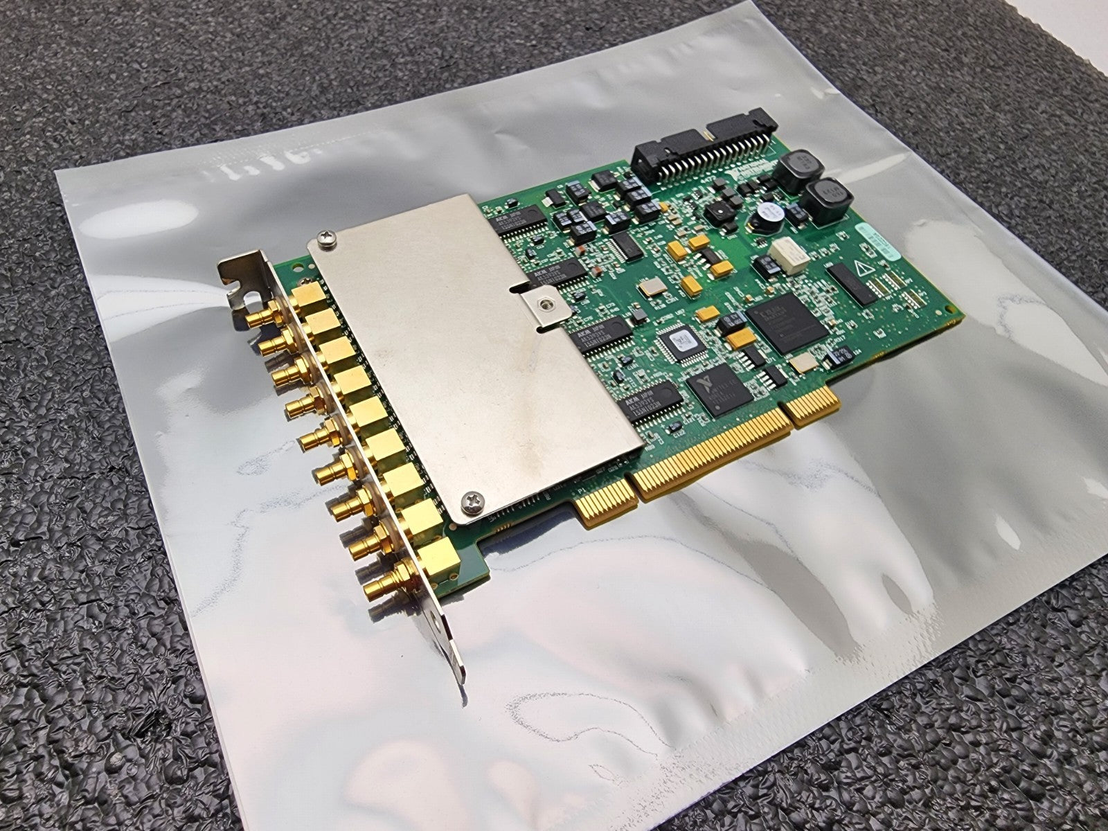National Instruments 187611L-02L NI 4472 PCI 8-Input Sound and Vibration Device