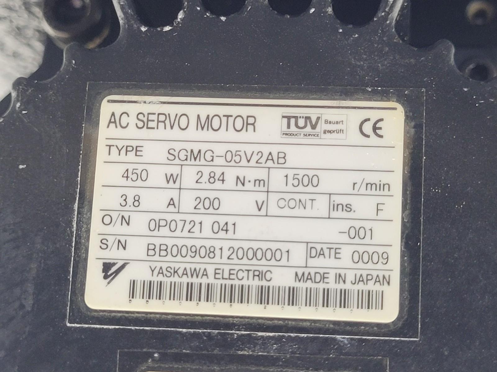YASKAWA AC SERVO MOTOR SGMG-05V2AB 450W 1500RPM