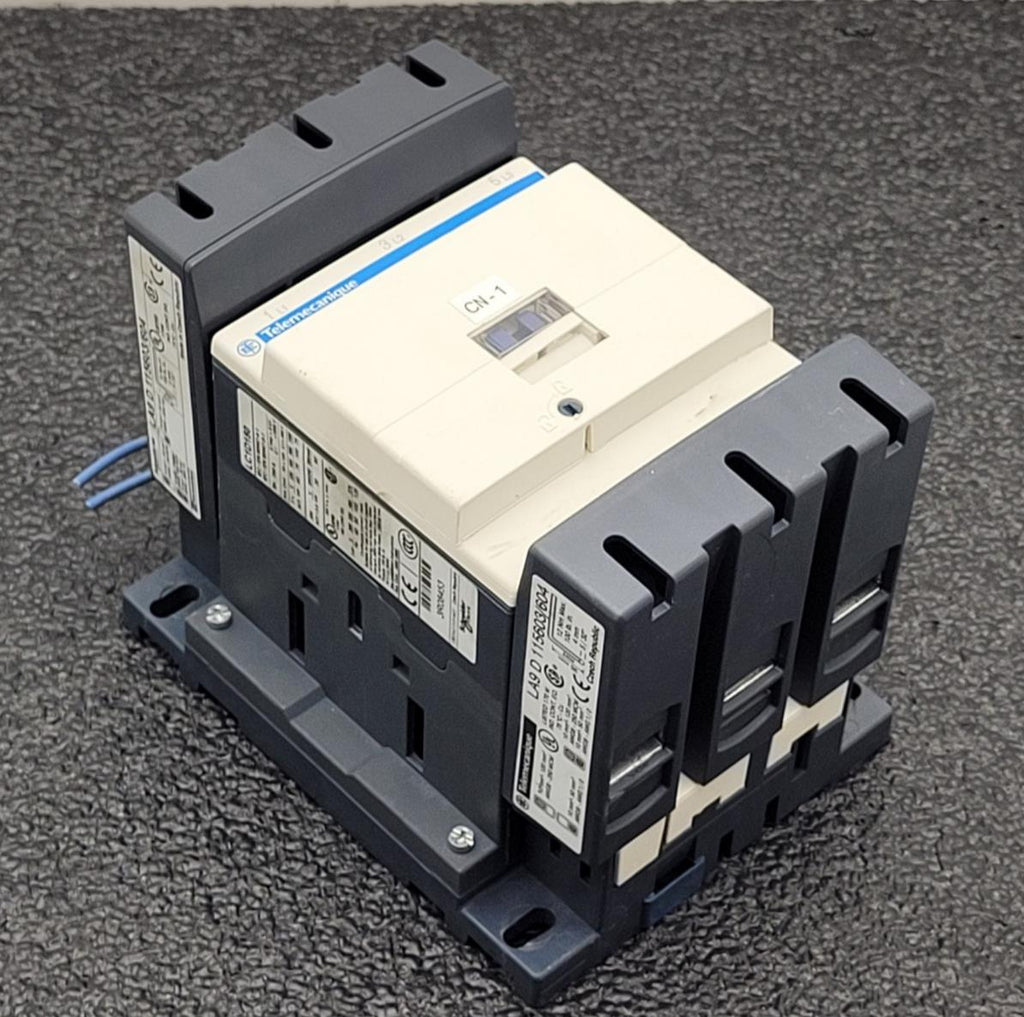 Telemecanique Contactor LC1D150 Aux Contact w/ LA9 D 115603/604 Lugs 24VDC Coil