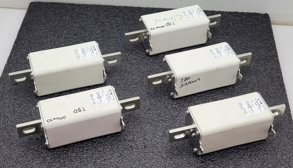 Lot of - 5 Eaton Bussmann PV15M-160-H Fuse 160A 1500VDC Bolt On PV-1XL Type NH