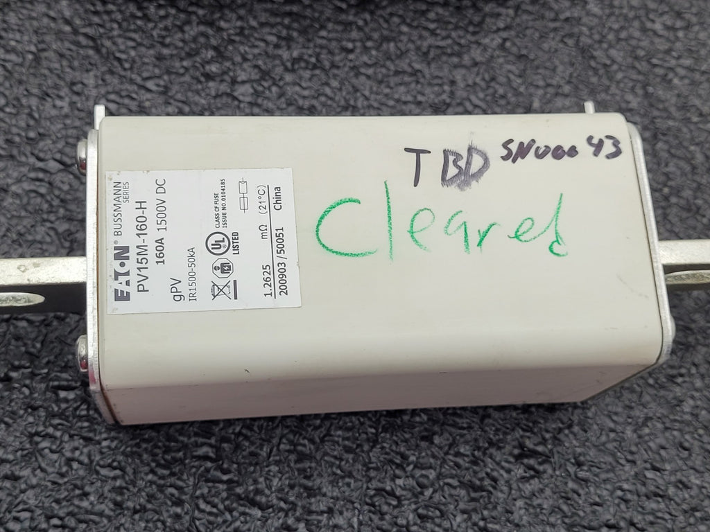 Lot of - 5 Eaton Bussmann PV15M-160-H Fuse 160A 1500VDC Bolt On PV-1XL Type NH