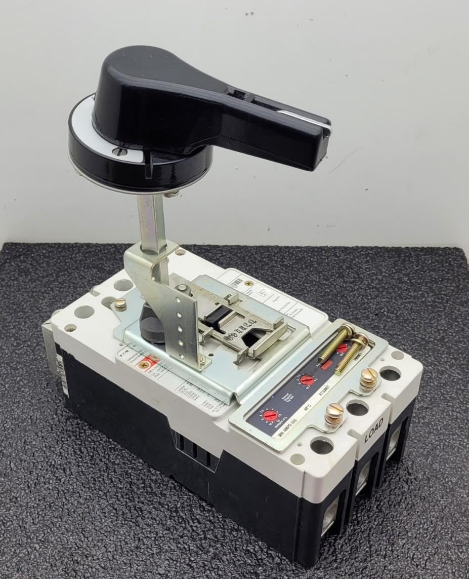 Eaton Cutler Hammer HKD3400F / HKD 65K 3-pole 600V 400A Breaker w/ KT3400T trip