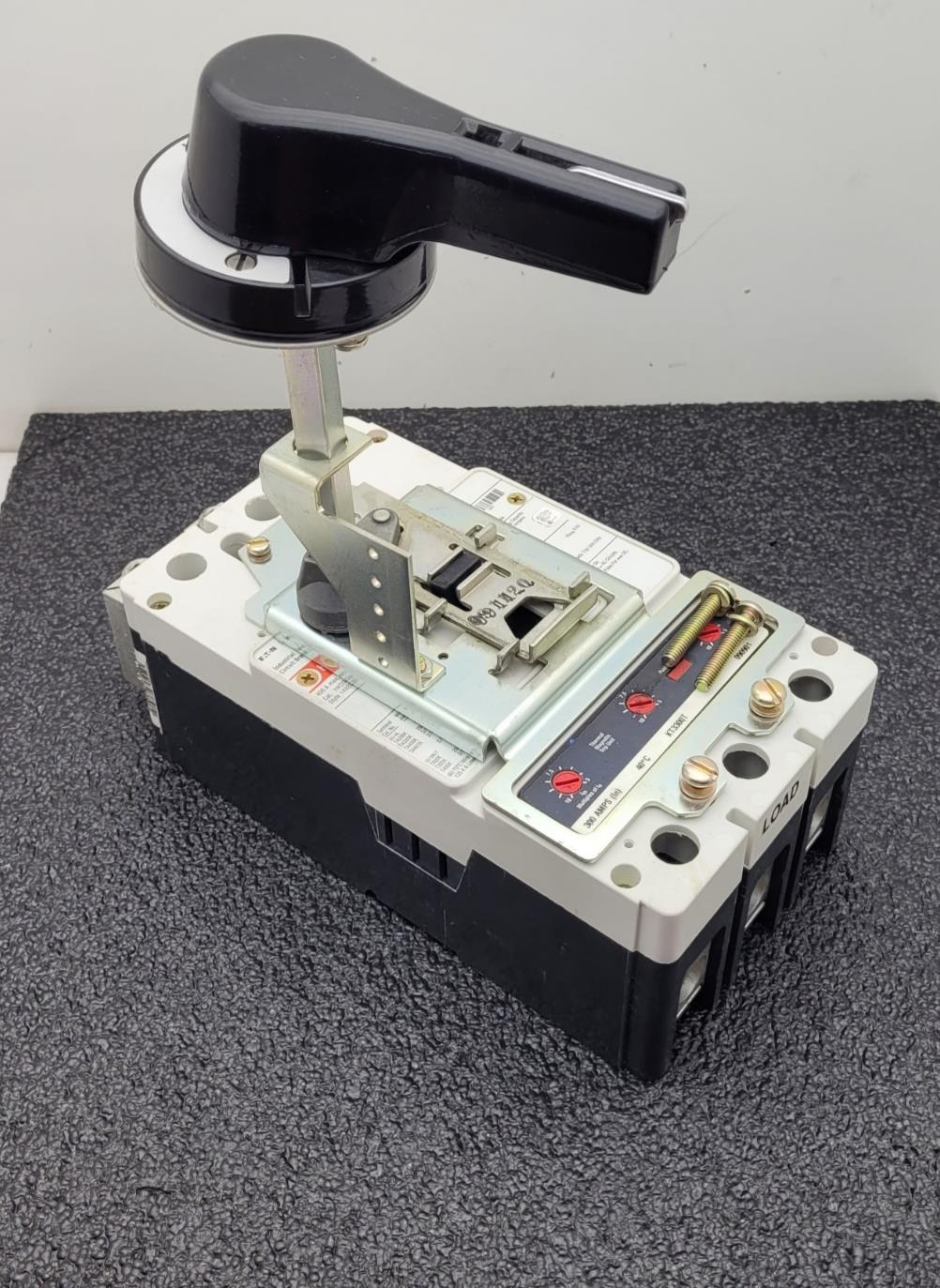 Eaton Cutler Hammer HKD3400F / HKD 65K 3-pole 600V 400A Breaker w/ KT3400T trip