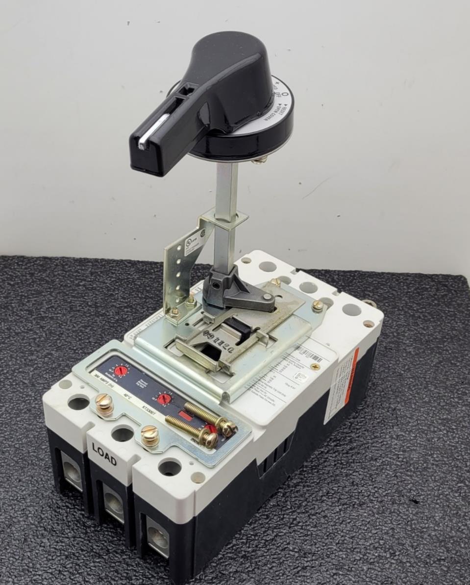 Eaton Cutler Hammer HKD3400F / HKD 65K 3-pole 600V 400A Breaker w/ KT3400T trip