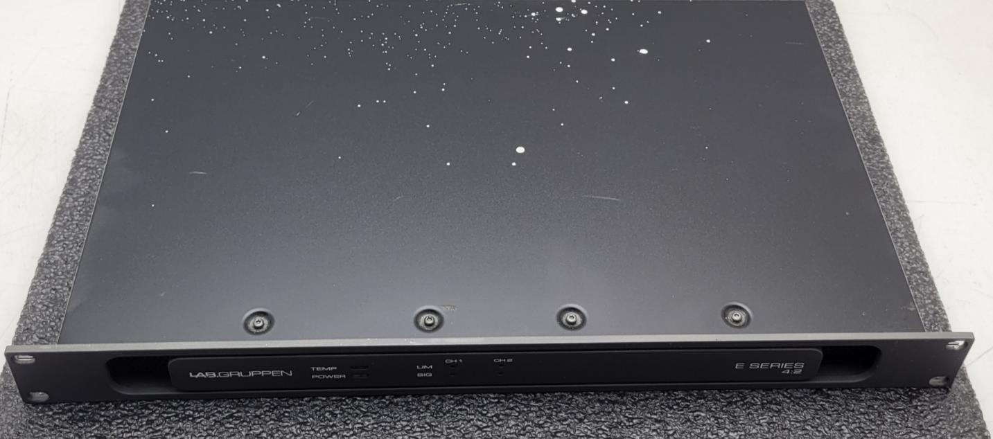 Lab Gruppen E Series 4:2 400W 2 Independent Output Rackmount Audio Amplifier