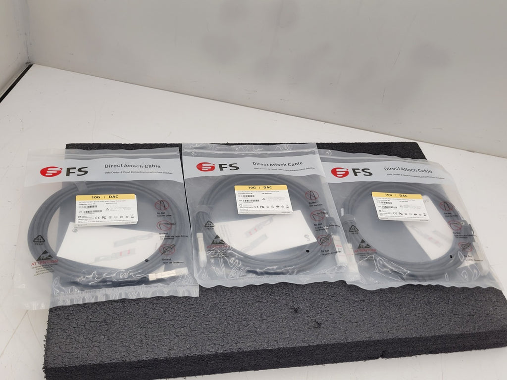 lot of 3 new 10G SPF+ Passive Direct Attach Copper Twinax Cable, p/n SFPP-PC05