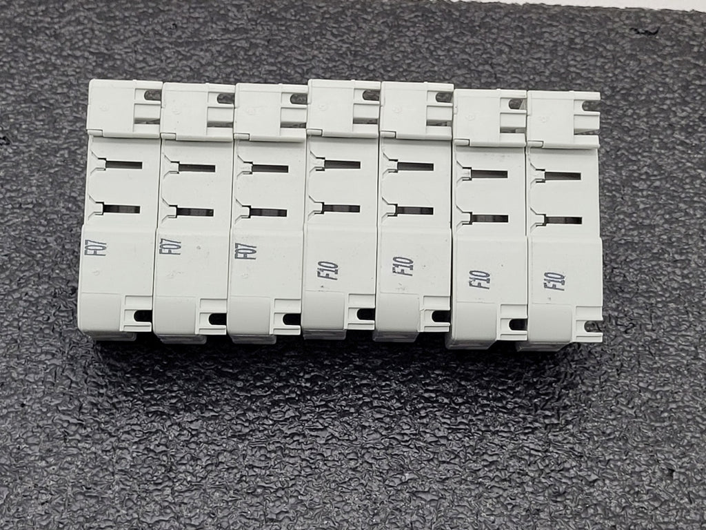 Lot of 5 Eaton Bussman MFH 14x51 50A 690V CH14DU FUSE HOLDER 2x 2 fuse 3x 1 fuse