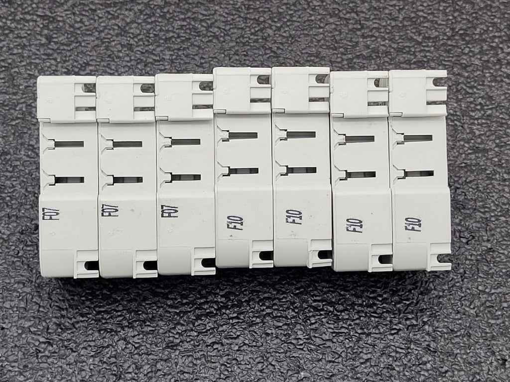 Lot of 5 Eaton Bussman MFH 14x51 50A 690V CH14DU FUSE HOLDER 2x 2 fuse 3x 1 fuse