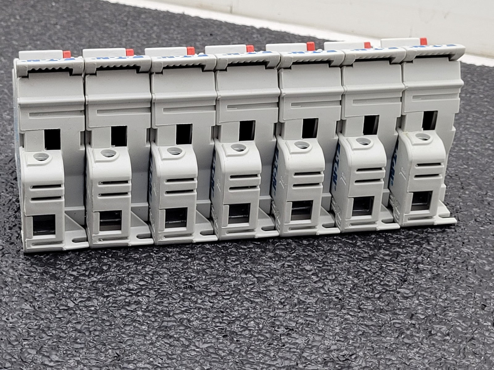 Lot of 5 Eaton Bussman MFH 14x51 50A 690V CH14DU FUSE HOLDER 2x 2 fuse 3x 1 fuse