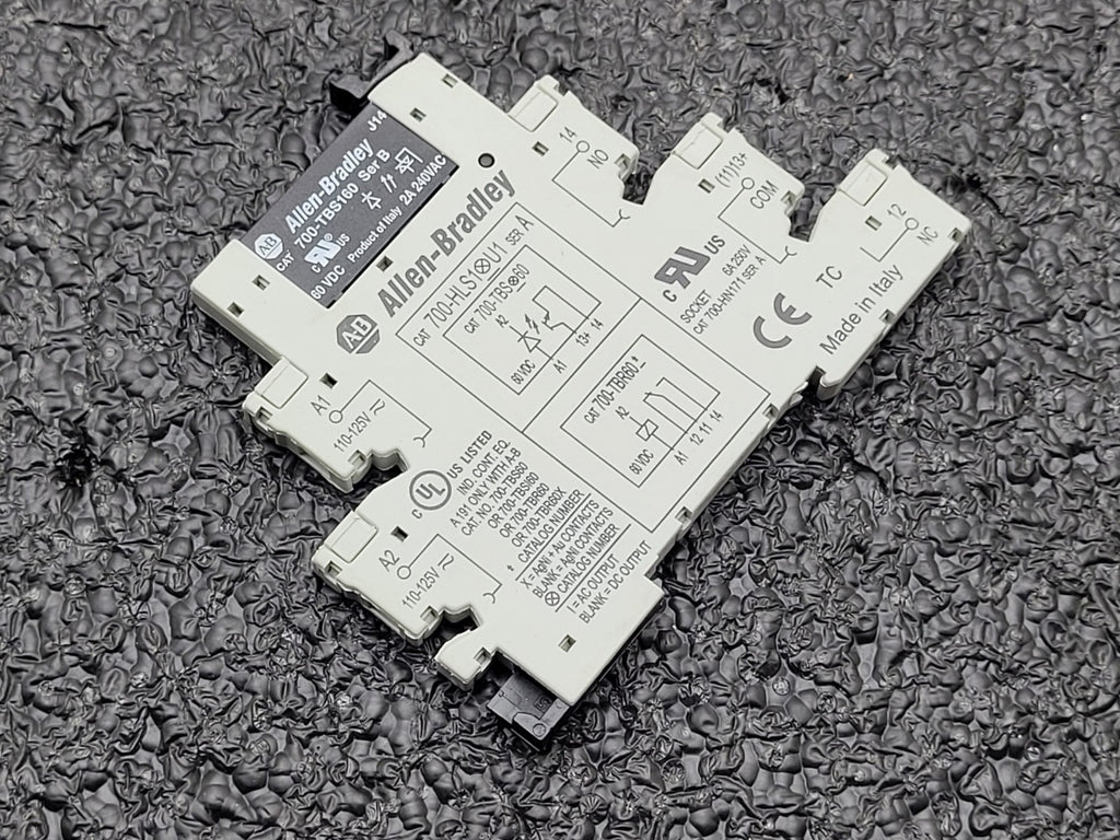 Lot of 13 New Allen Bradley Bulletin 700 Interface Relay Module 700-HLT1Z Ser.A