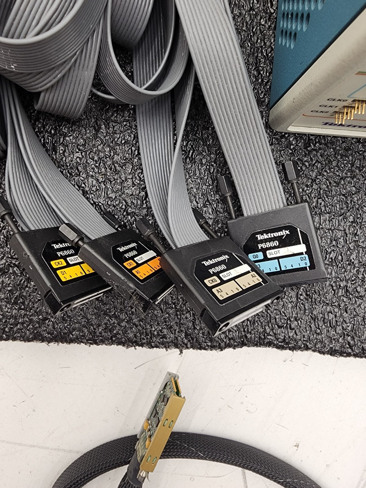 Tektronix Tek TMS818 Probe Adapter PCI-e PCIExpress Bus 2x P6869 Probe