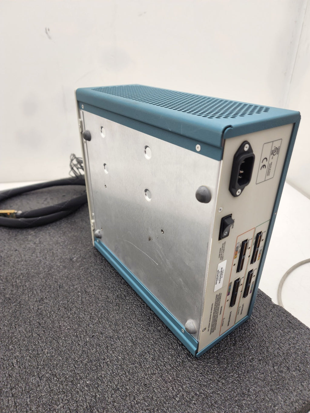 Tektronix Tek TMS818 Probe Adapter PCI-e PCIExpress Bus 2x P6869 Probe