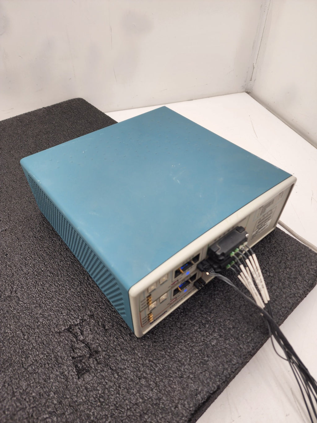 Tektronix Tek TMS818 Probe Adapter PCI-e PCIExpress Bus 2x P6869 Probe