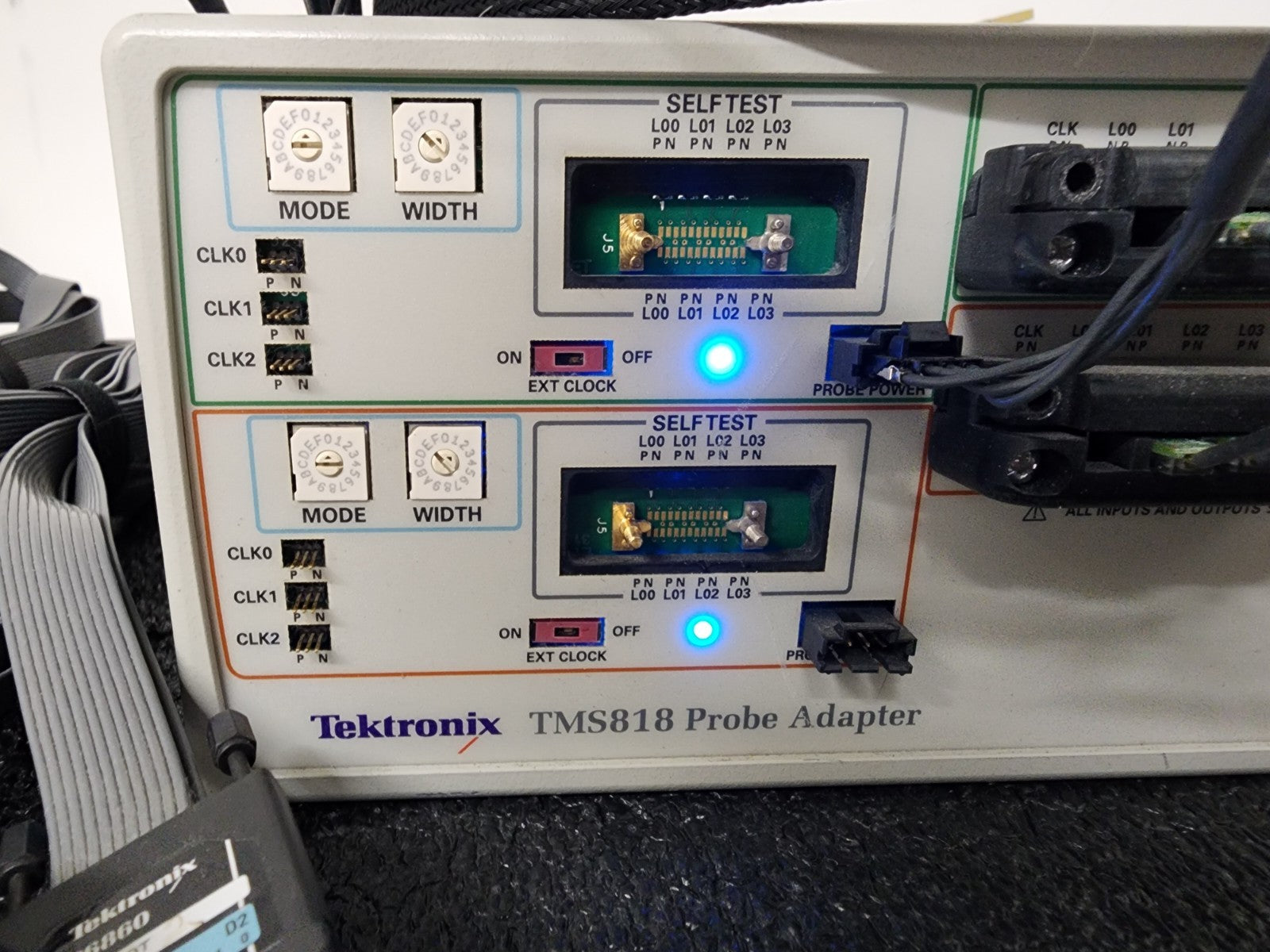 Tektronix Tek TMS818 Probe Adapter PCI-e PCIExpress Bus 2x P6869 Probe