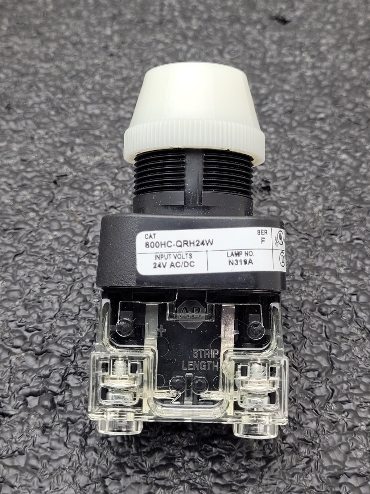 Lot of 3x ALLEN-BRADLEY AB  800HC-QRH24W QRH24G Pilot Lite 2x White 1x Green NEW