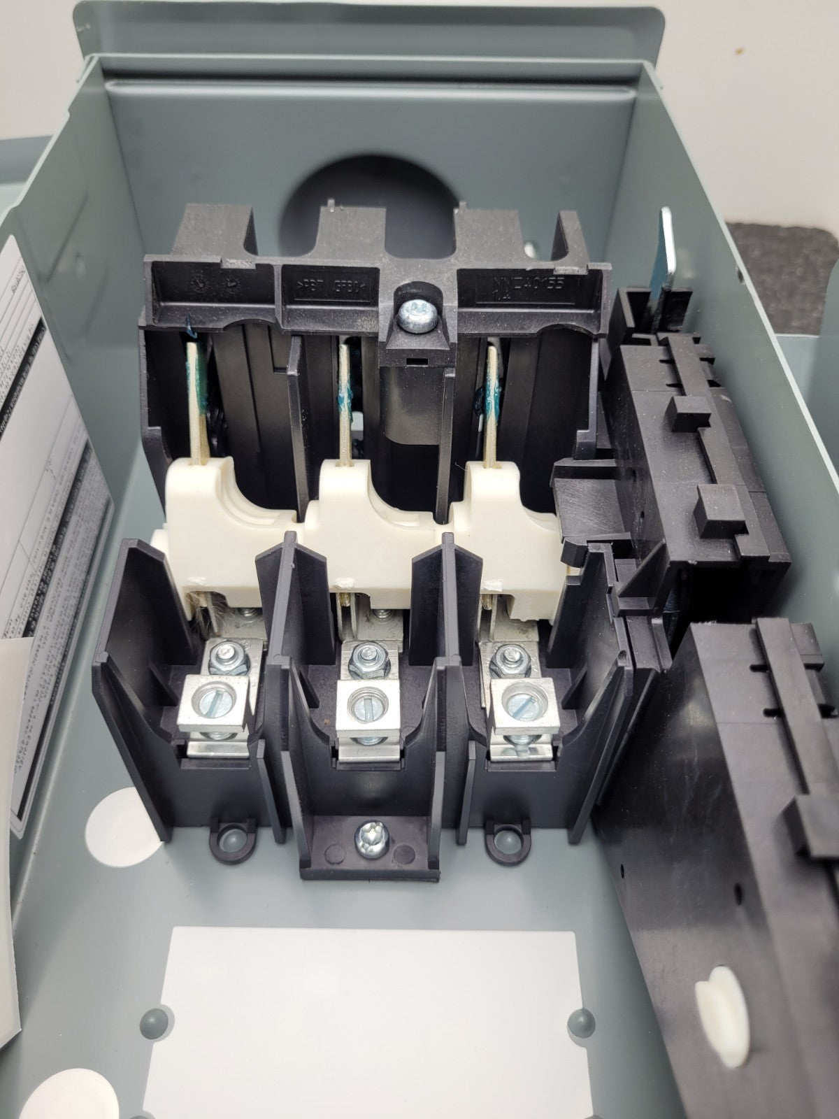 Schneider Electric VHU361RB 30A 600V Heavy Duty Safety Switch VisiPacT Square D