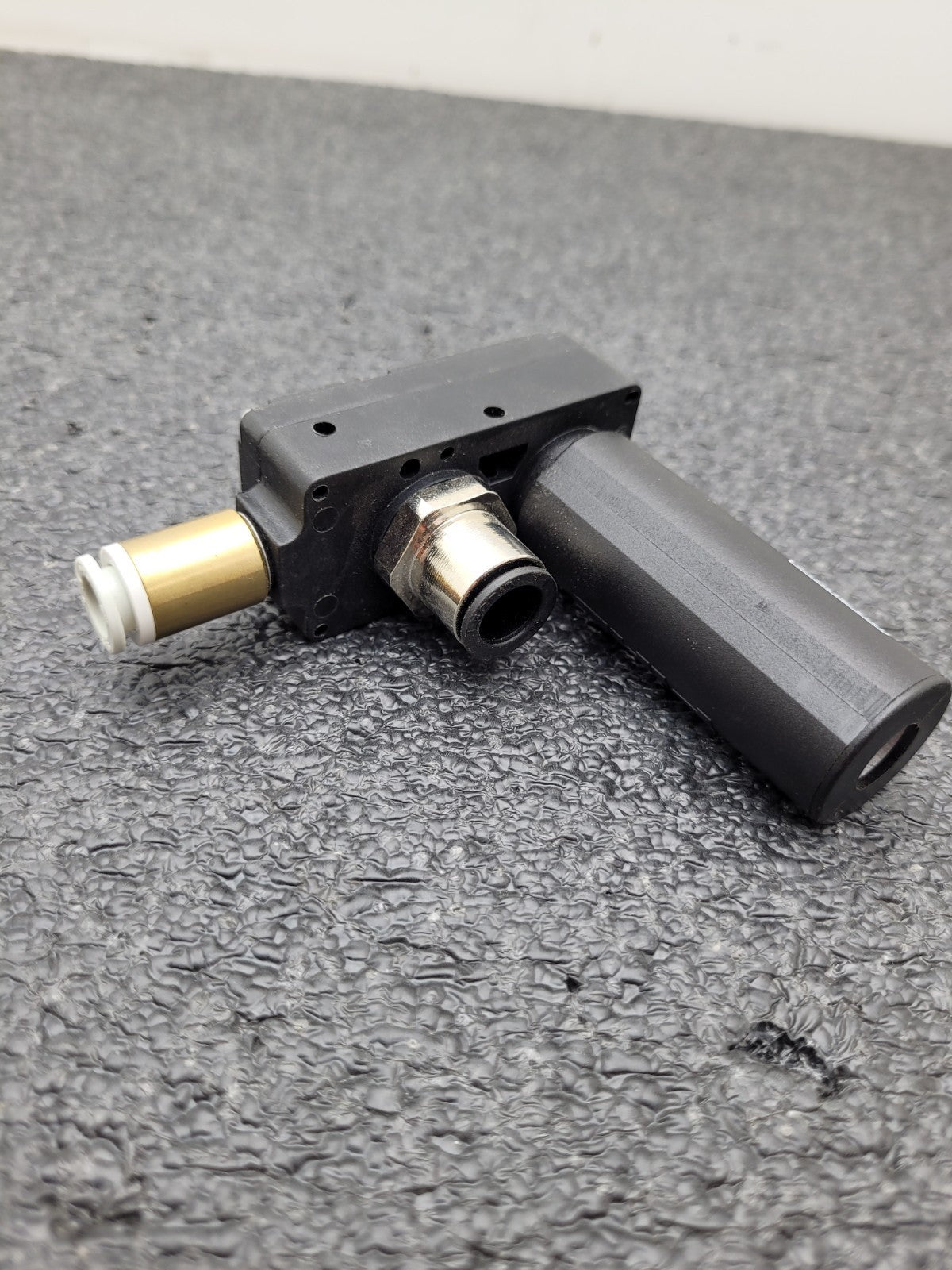 PIAB X10 X10A6-CN 32.16.009 0.5 MPa 72 PSI Air Venturi Vacuum Generator Valve