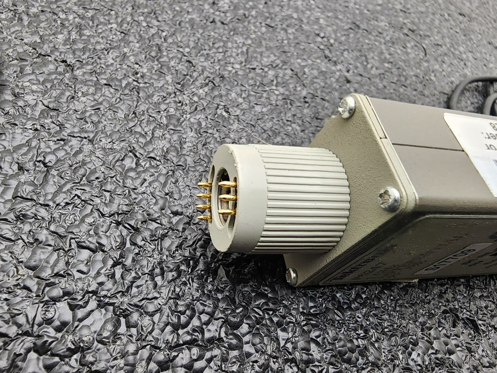 Tektronix P6247 1GHz Differential Probe For Parts or Repair