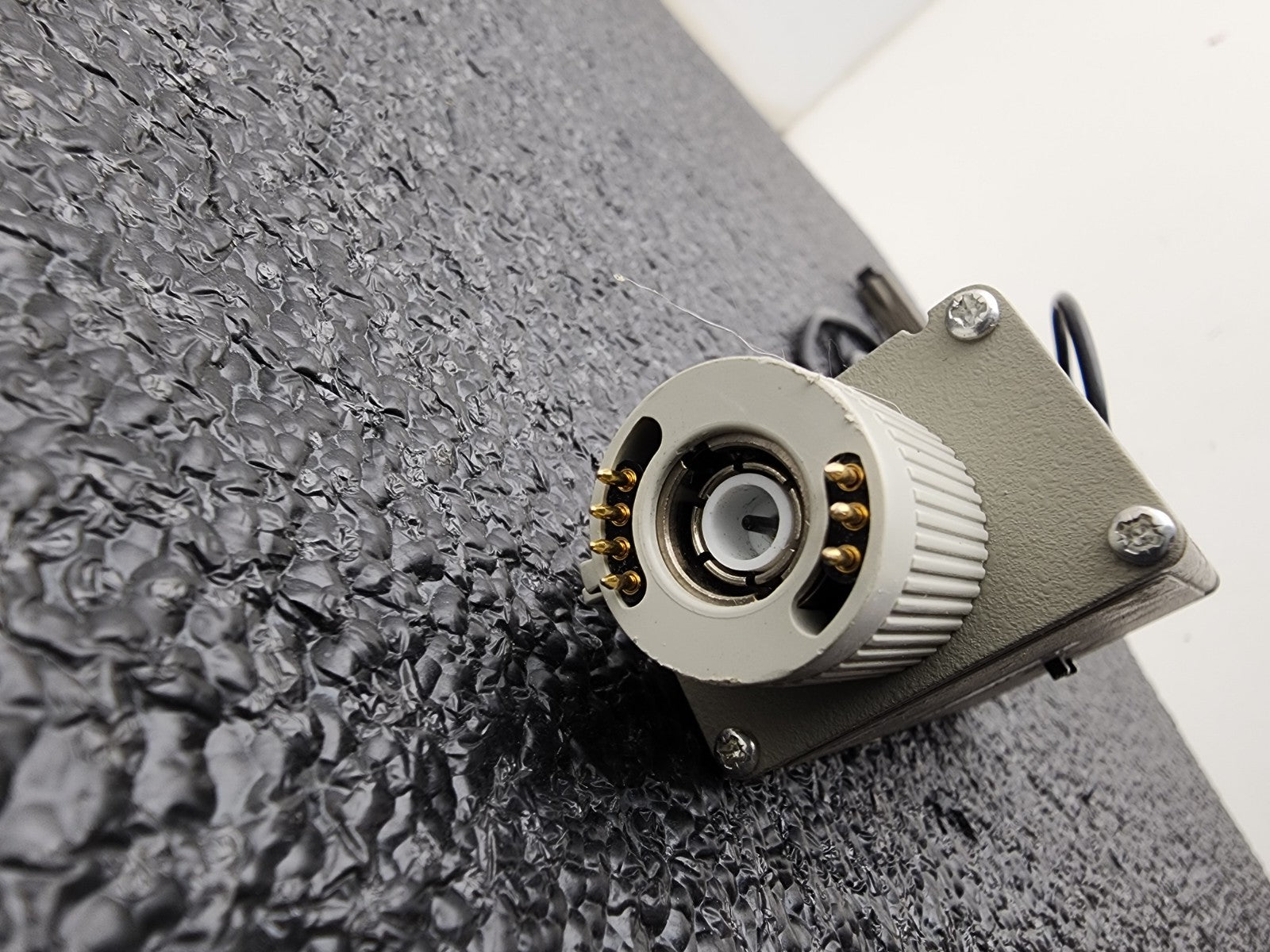 Tektronix P6247 1GHz Differential Probe For Parts or Repair