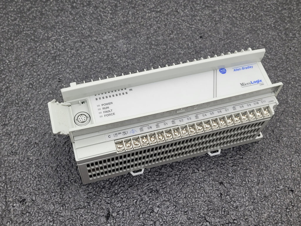 Allen Bradley Micro Logix 1000 1761-L32BWA Series E FRN 1.0 w/cable