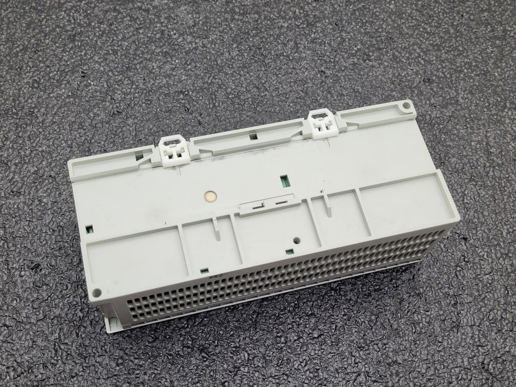 Allen Bradley Micro Logix 1000 1761-L32BWA Series E FRN 1.0 w/cable