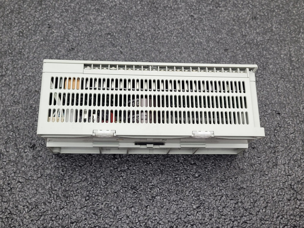 Allen Bradley Micro Logix 1000 1761-L32BWA Series E FRN 1.0 w/cable