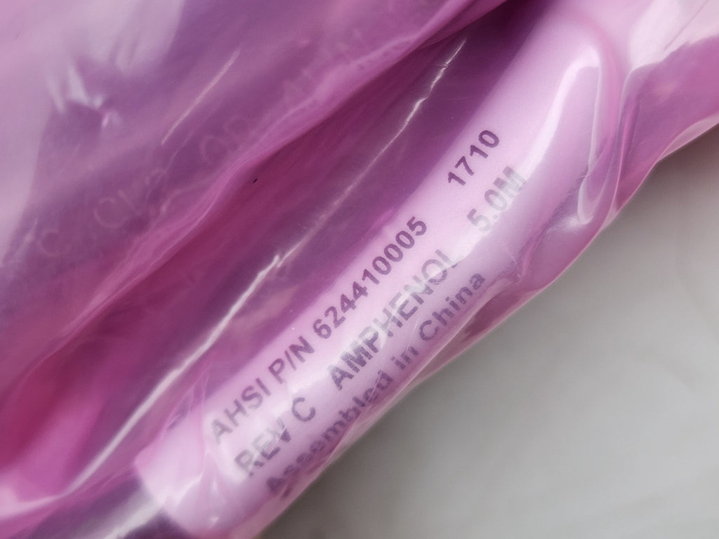 Lot of 8x AMPHENOL CABLES ON DEMAND SF-QSFPPEXPAS-005 PASSIVE 5M QSFP to QSFP