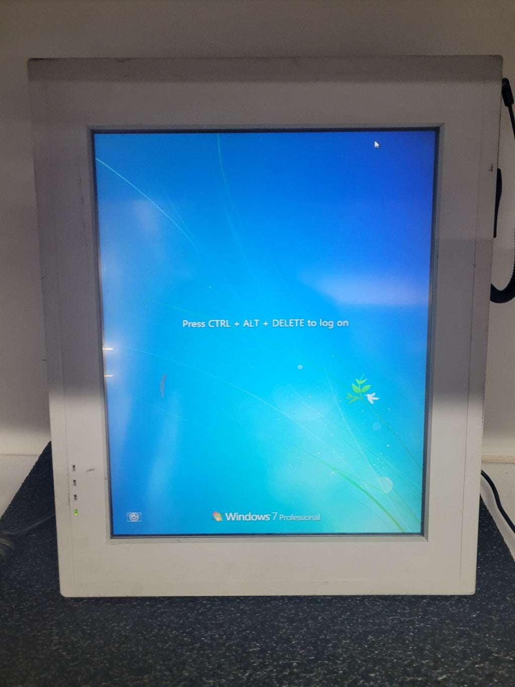 Advantech PPC-177T-BARE-TE Color TFT LCD Operator Touch Panel HMI 17" Screen G