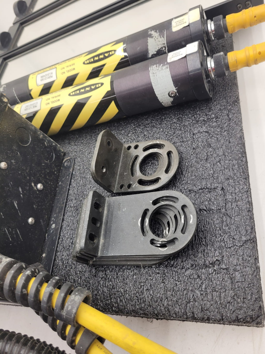 BANNER MGCA-4A Machine-Guard Control Box Light Curtain MGR1216A MGE1216A Mirrors