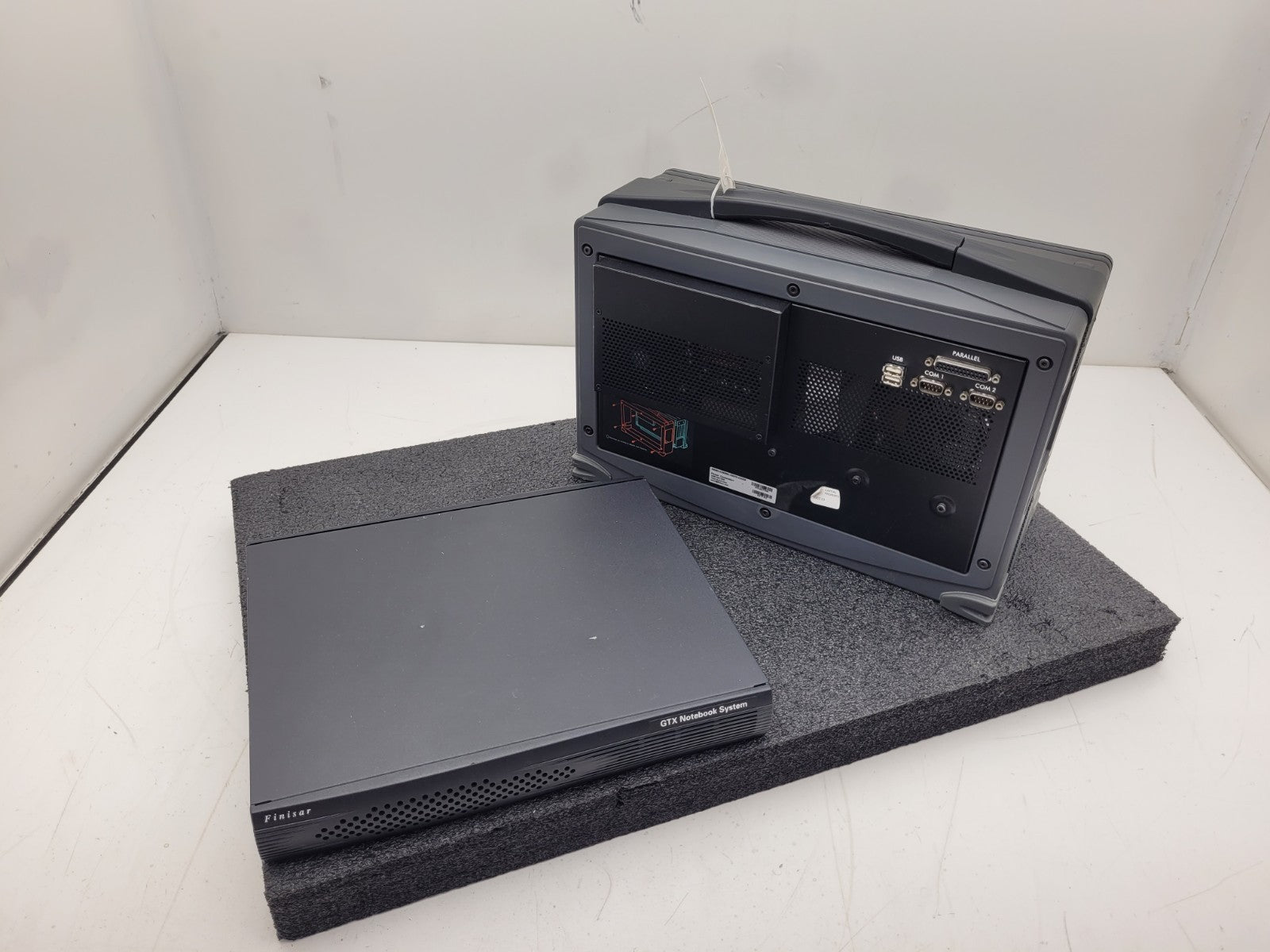 FINISAR GTX-GE-P1000 Gigabit Ethernet Traffic System + Exp Chassis Broken Screen