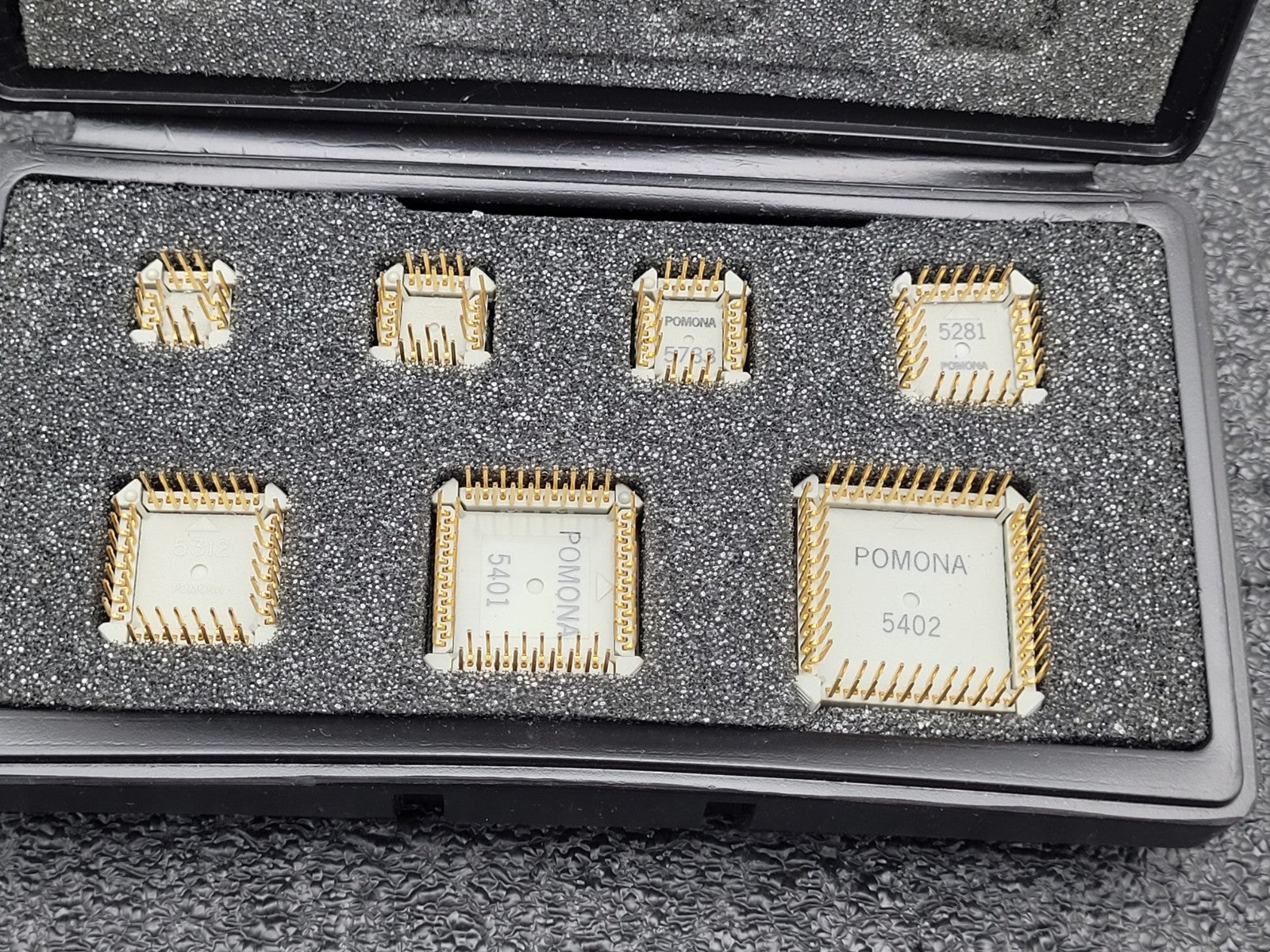 ITT Pomona 5515A PLCC Clip Kit Set Of 7 Socket Chip 20 28 32 44 52 68 84 Pins