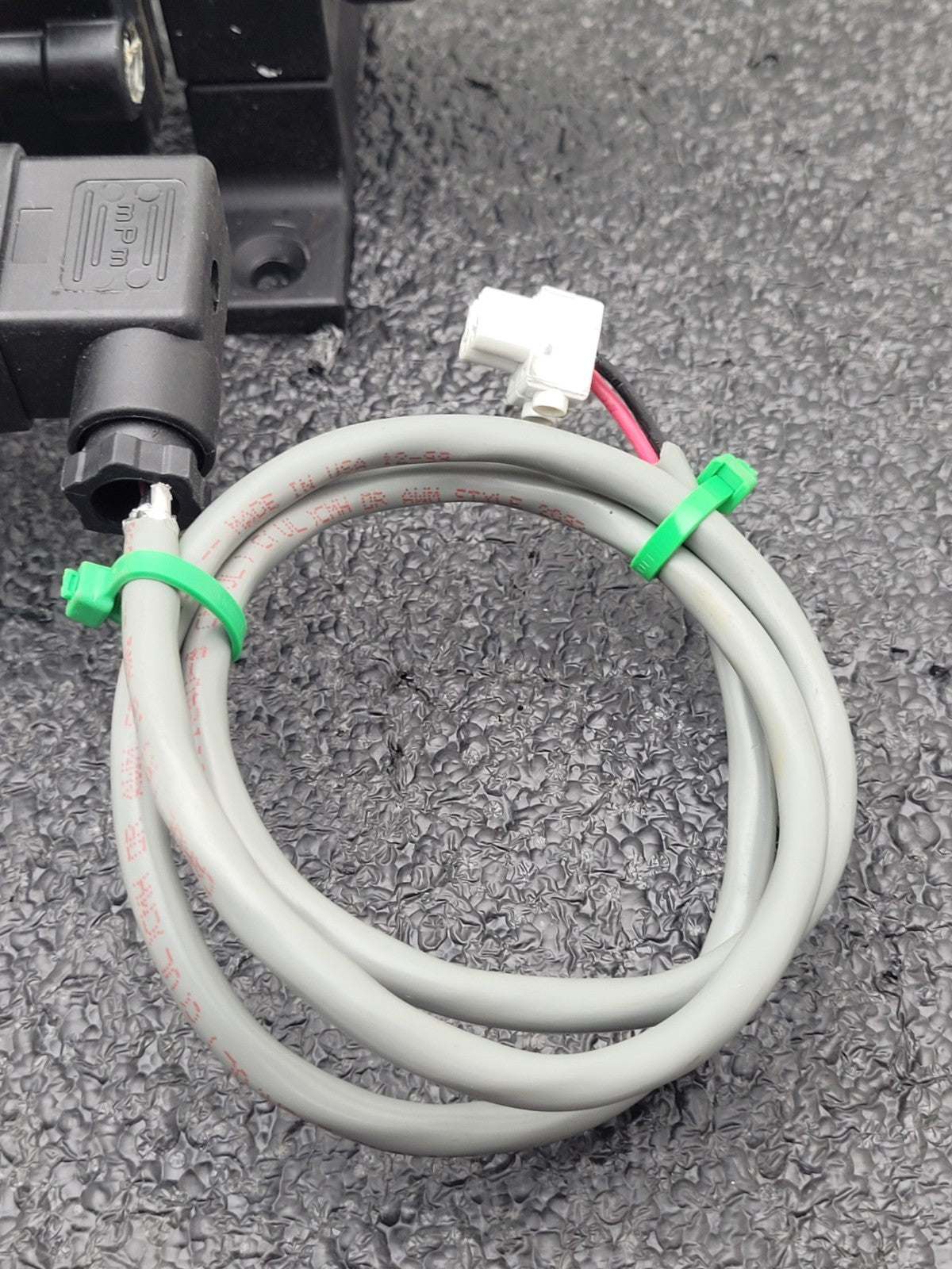 NORGREN P74A-NNC-SEA P74ANNCSEA 150PSI 12VDC 3/4" NC Solenoid Valve w/mounts